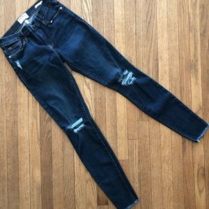 Frame Denim London-Los Angeles Le Skinny de Jeanne Ripped Frayed Hem Jeans 27